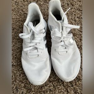 Adidas pure motion cloudfoam super women’s 9 white silver running shoe